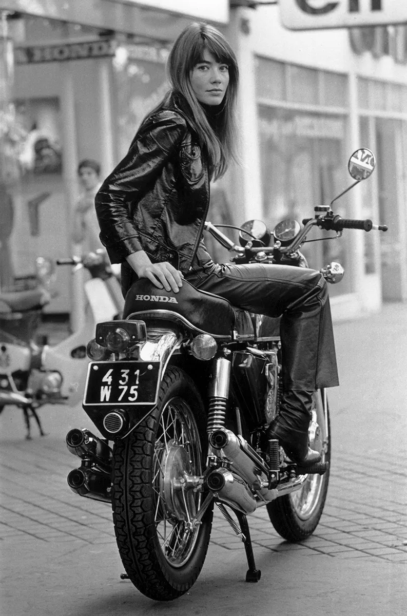 06-best-biker-jackets-of-all-time03-3350473_10